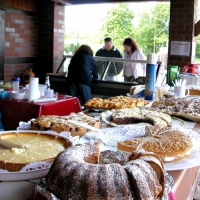 24-die-frauen-vom-verein-concordia-hatten-leckeren-kuchen-gebacken