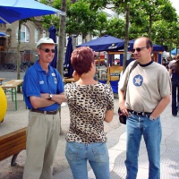 04-jurgen-mugge-angelika-thelen-rechts-frank-hartfiel-redakteur-des-magazin-petanque-int