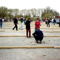 20-auf-diesem-platz-gab-es-sehr-verschiedene-bodenbelage